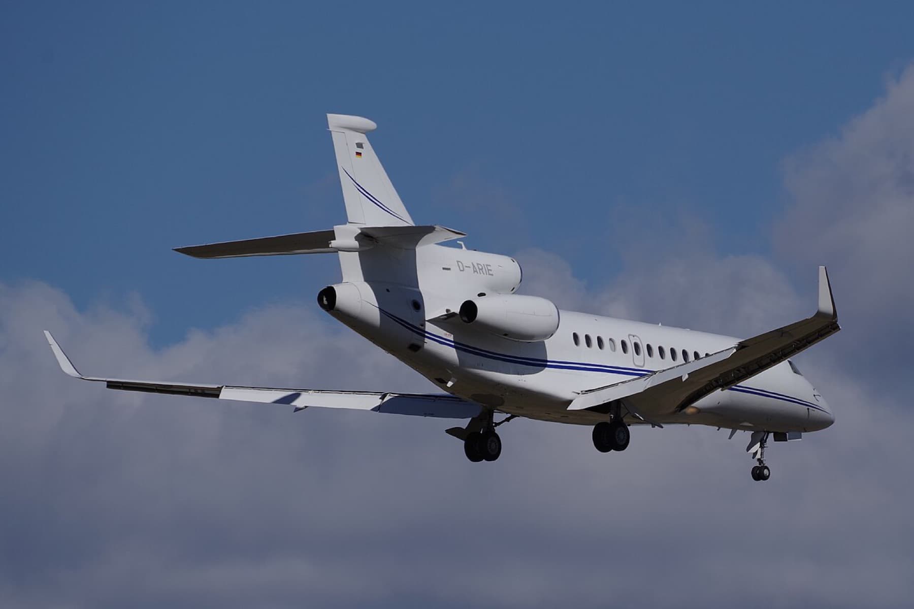 Falcon 7X in flight, representative aircraft