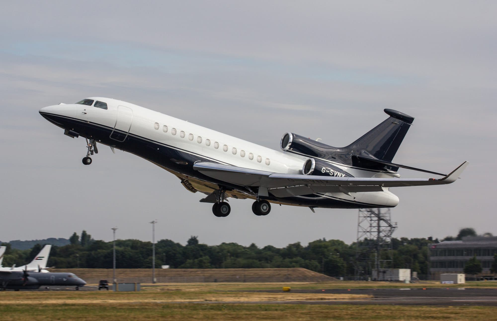 Falcon 7X representative aircraft