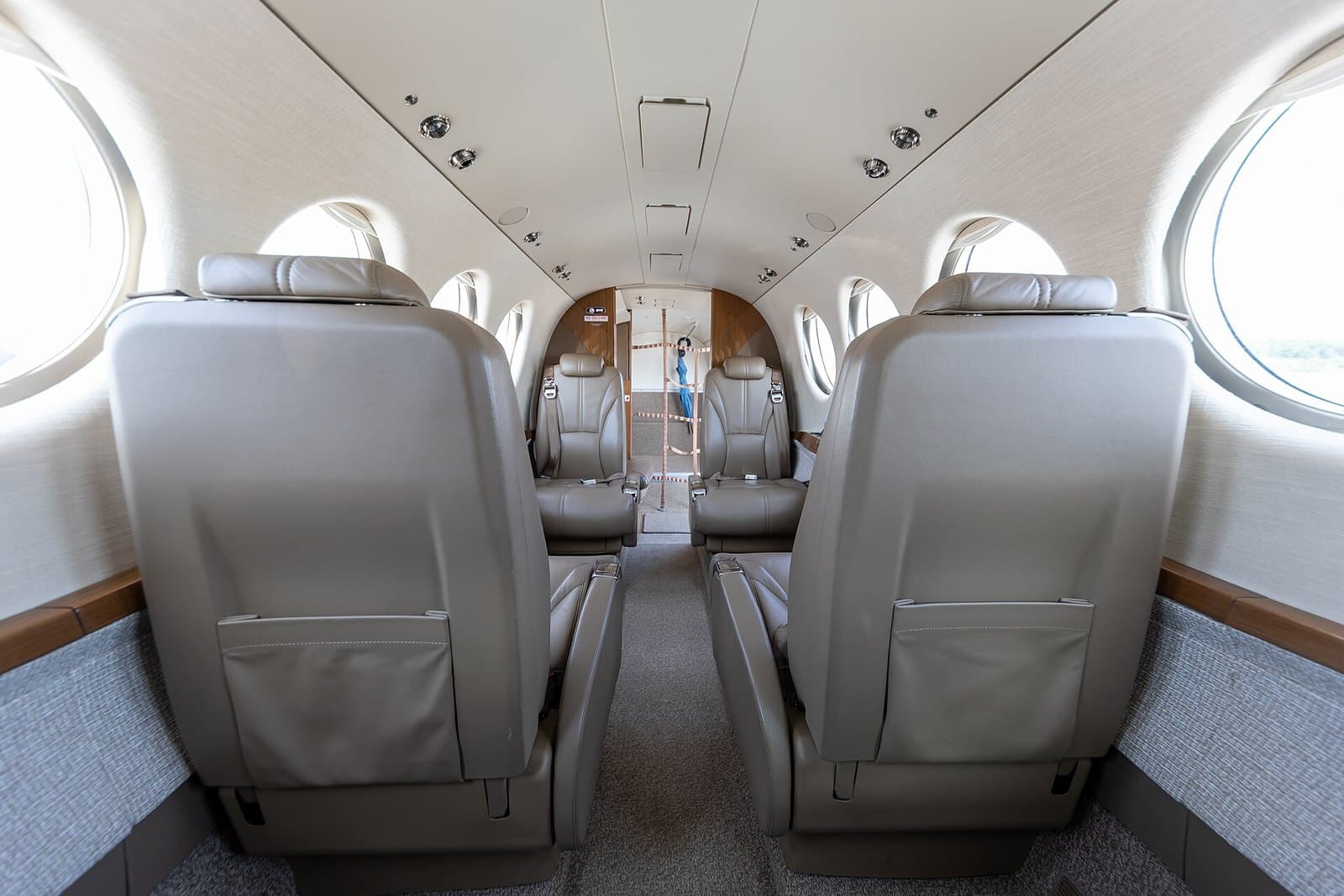 Club seating in the cabin of a Beechcraft King Air 260