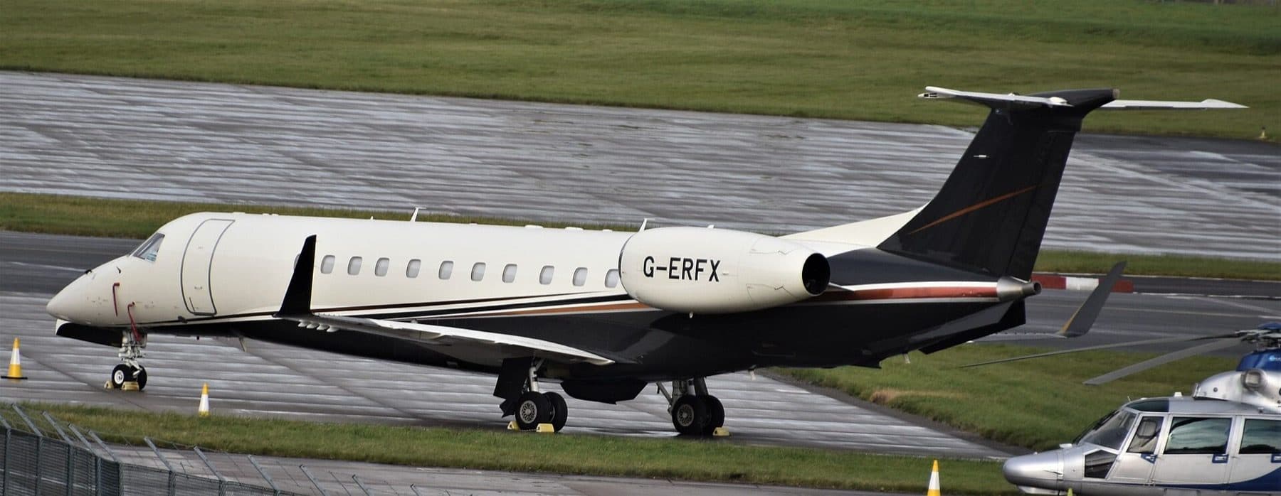 Embraer Legacy 650 G-ERFX on the apron